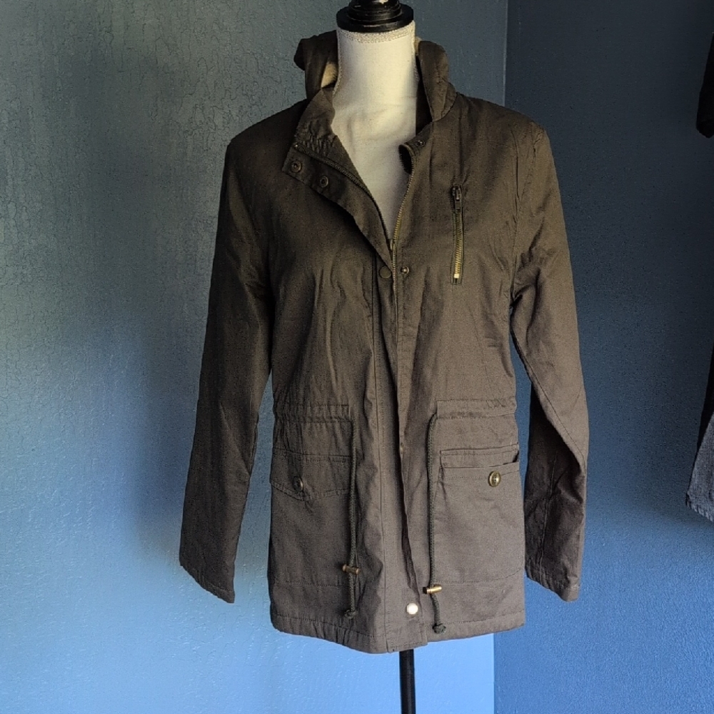 Brown Military Field Jacket with Sturdy Cotton Material